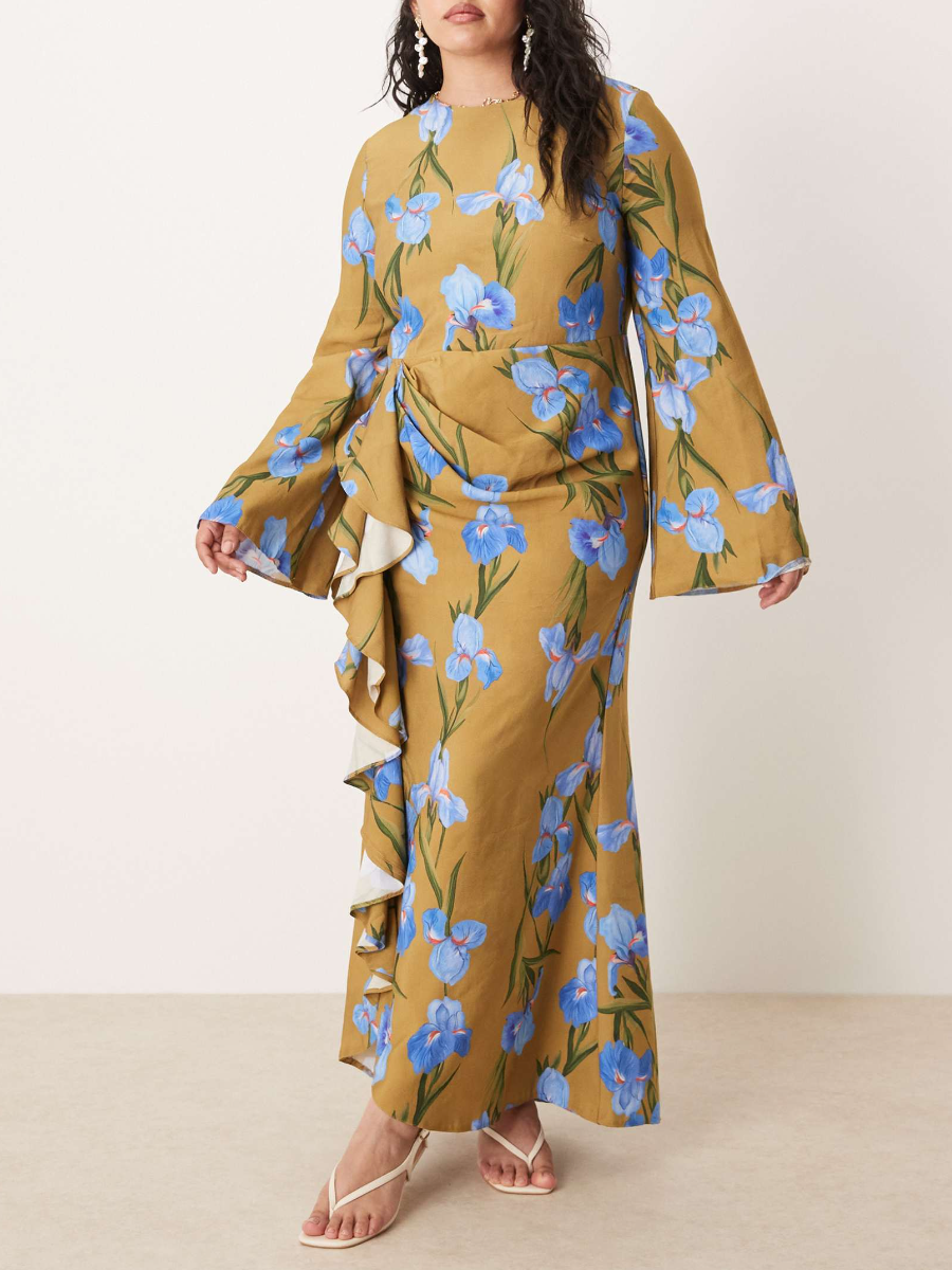 Long Sleeve Maxi Dress With Oversize Floral Print Ruffled Skirt