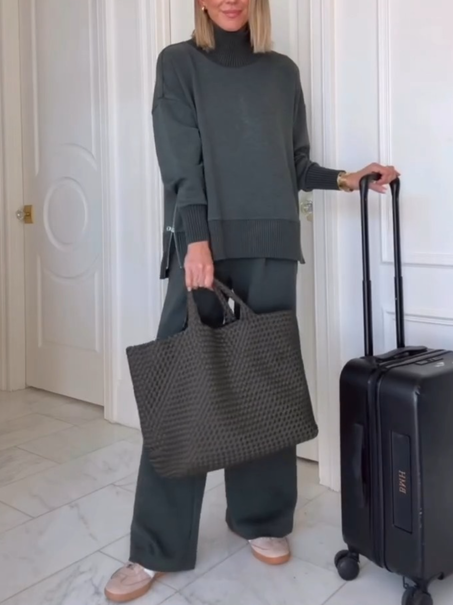 Comfy Barker High Neck Travel Suit