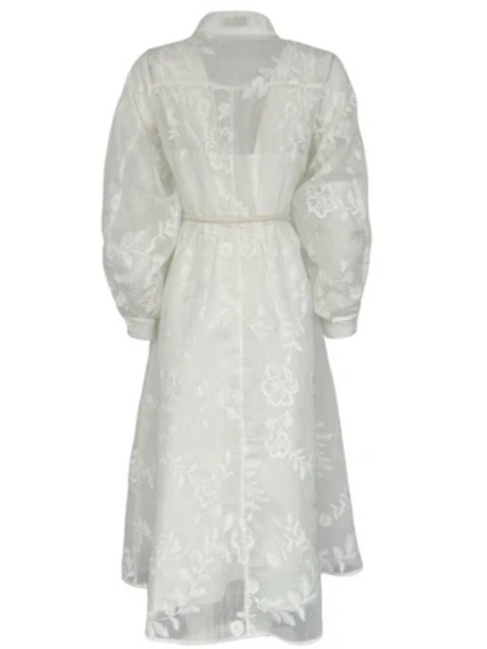 3D FLOWER DETAILED DRESS POWDER